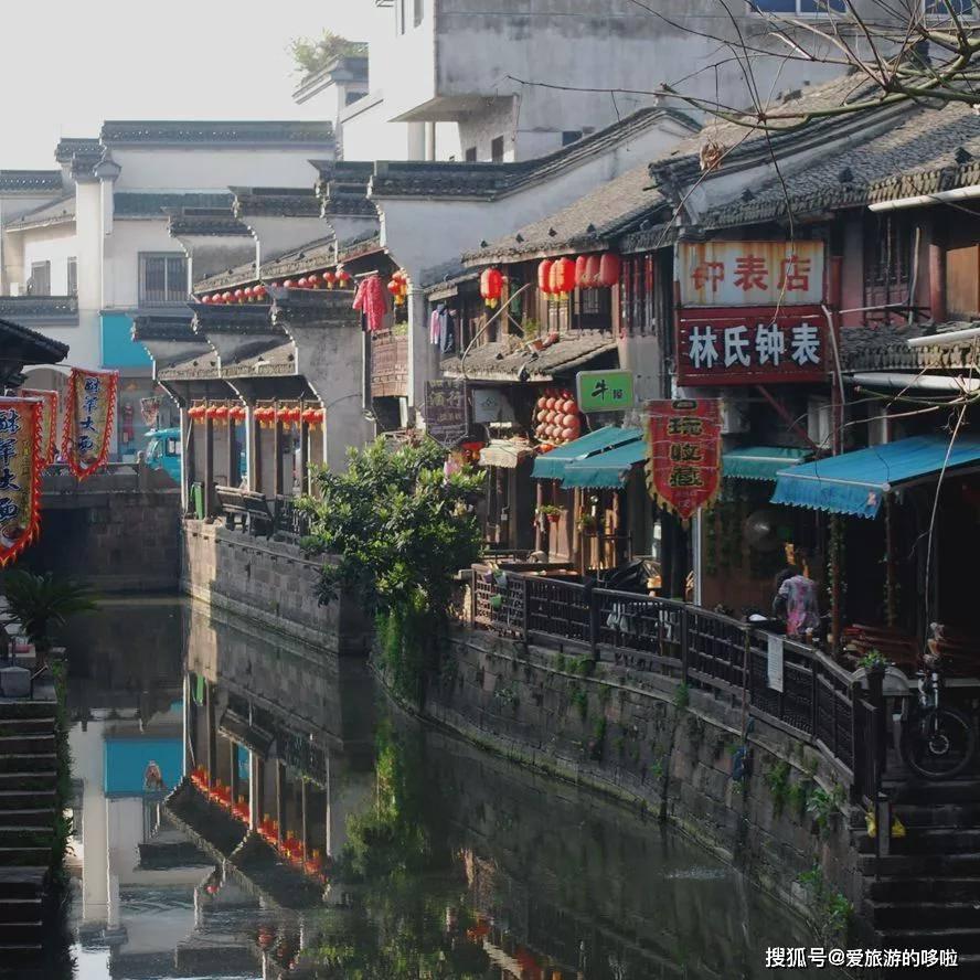 把你的名字写在烟上吸进肺里放在离心脏最近的地方是什么歌的歌词呢?-专业问答社区